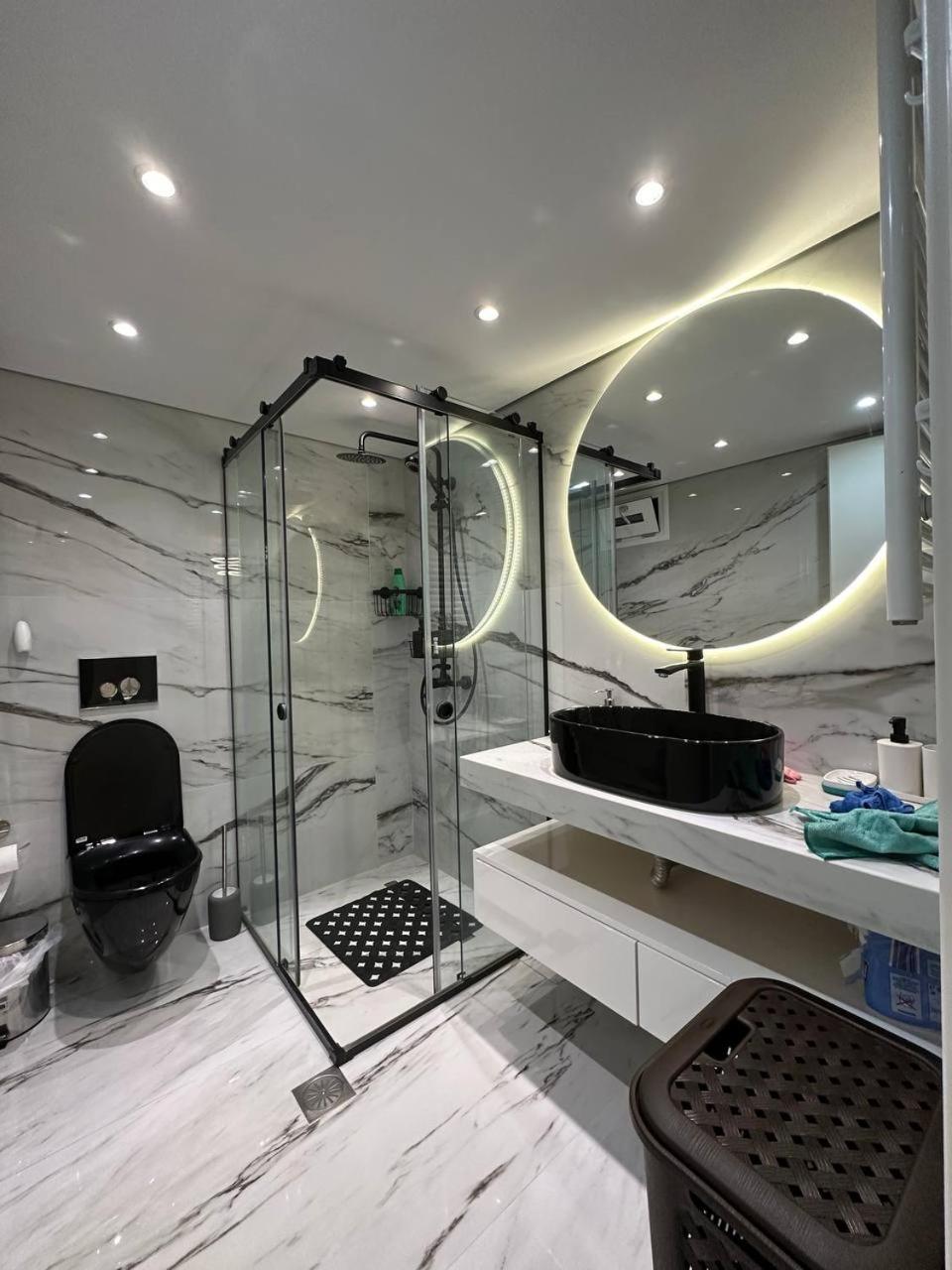 Warm And Modern Brand New Apartment Piraeus Bagian luar foto