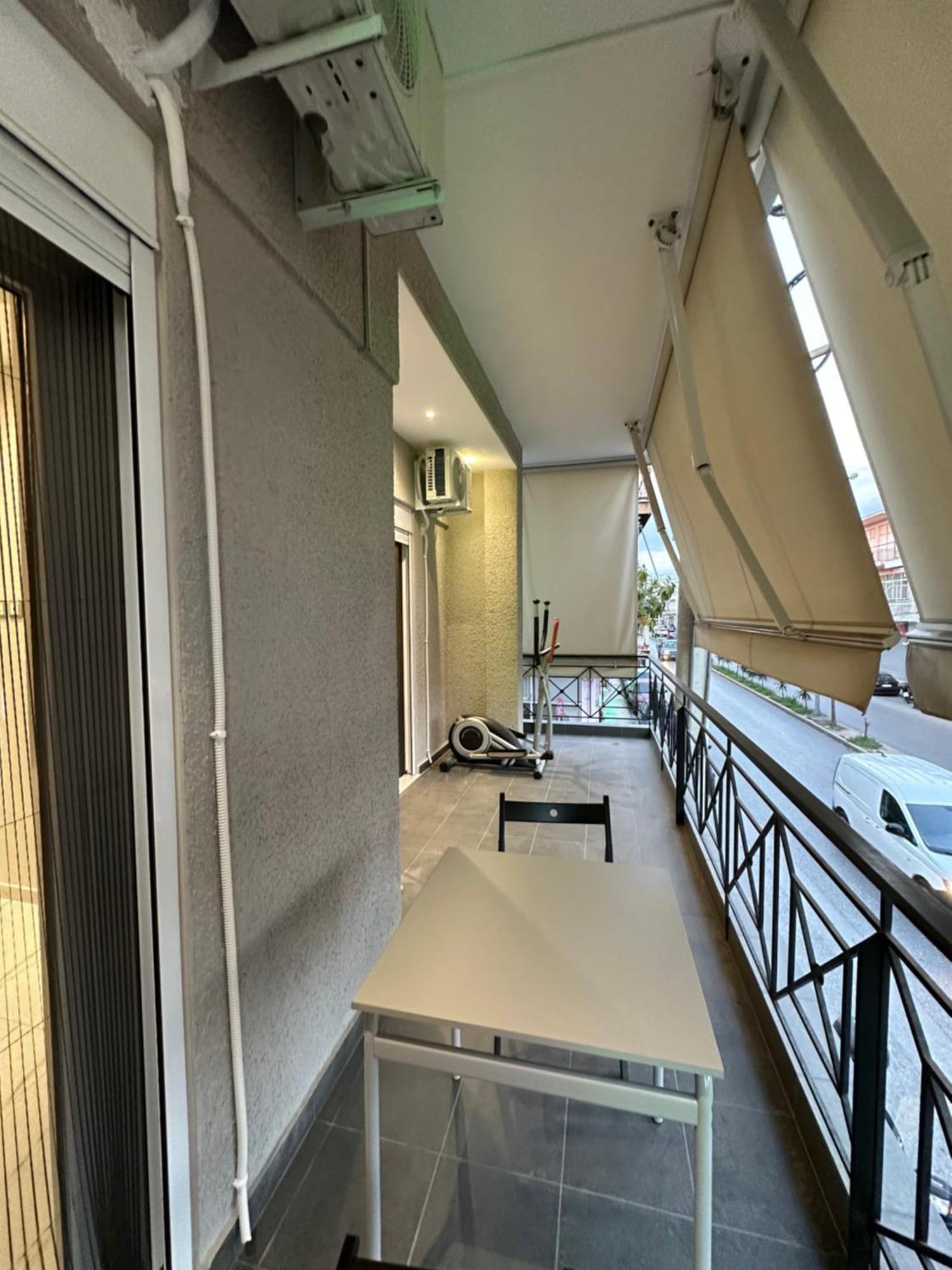 Warm And Modern Brand New Apartment Piraeus Bagian luar foto